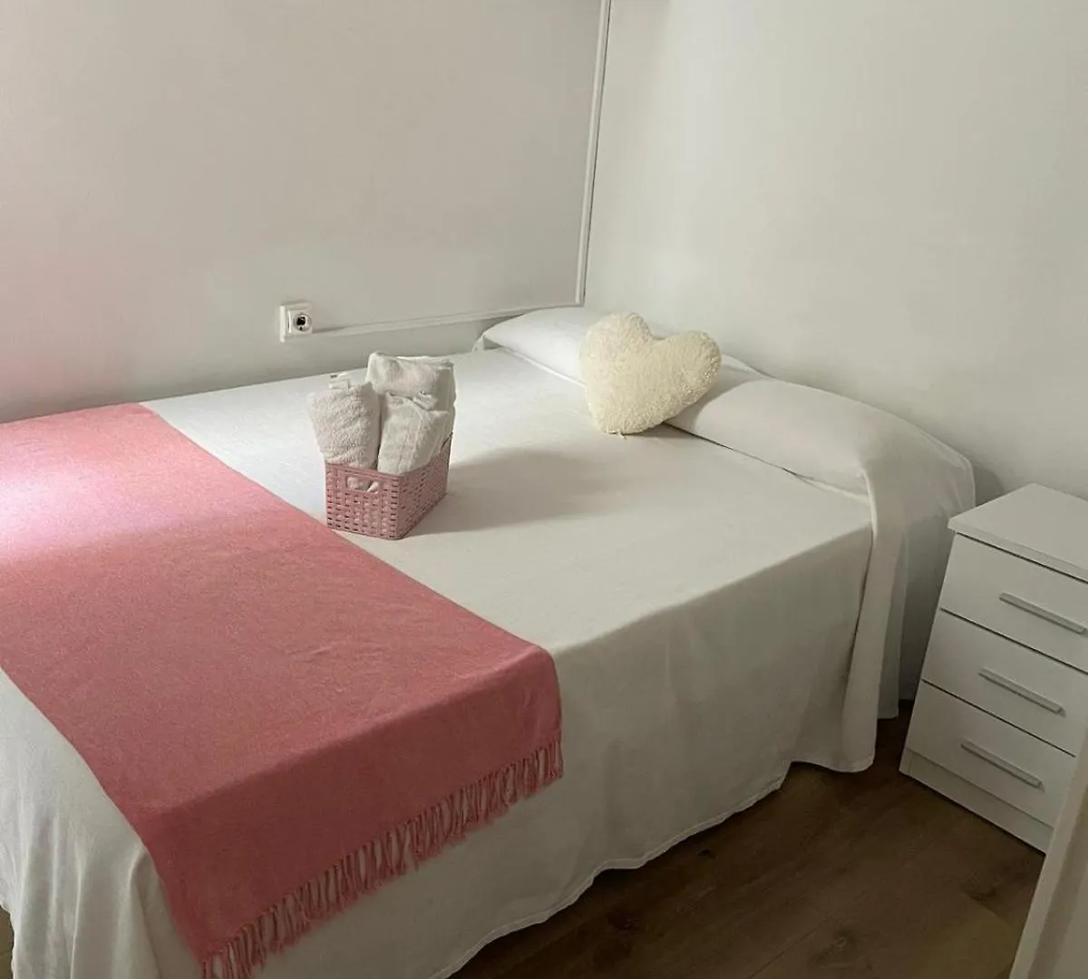Habitacion En Alquiler L'Hospitalet de Llobregat Španělsko